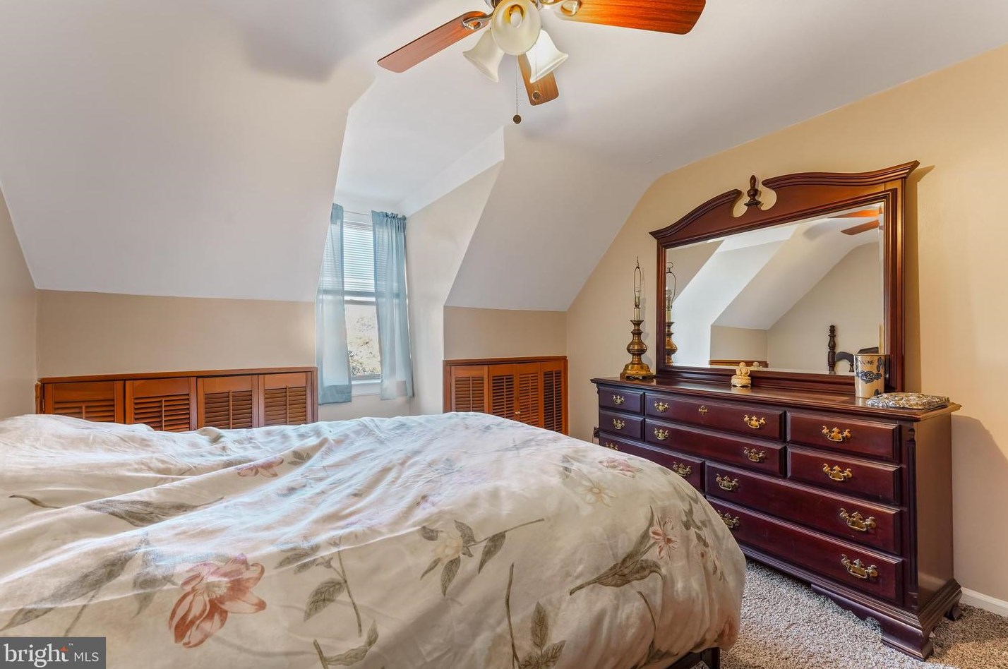 1128 7th Ave, Swarthmore PA  19081-2926 exterior