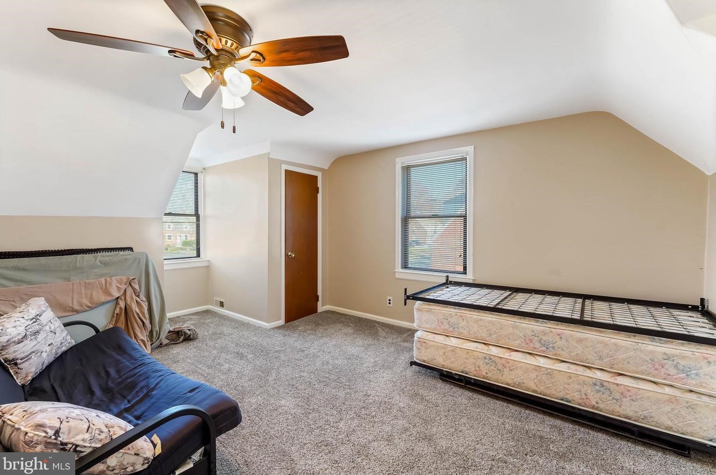 1128 7th Ave, Swarthmore PA  19081-2926 exterior