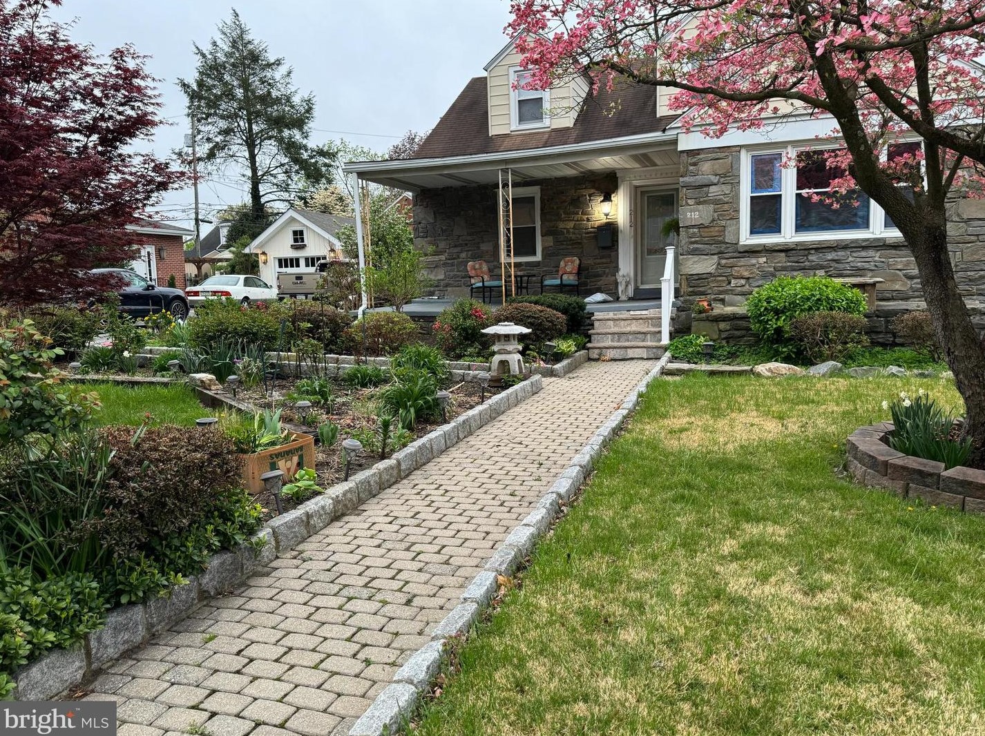 212 Providence Rd, Morton, PA 19070