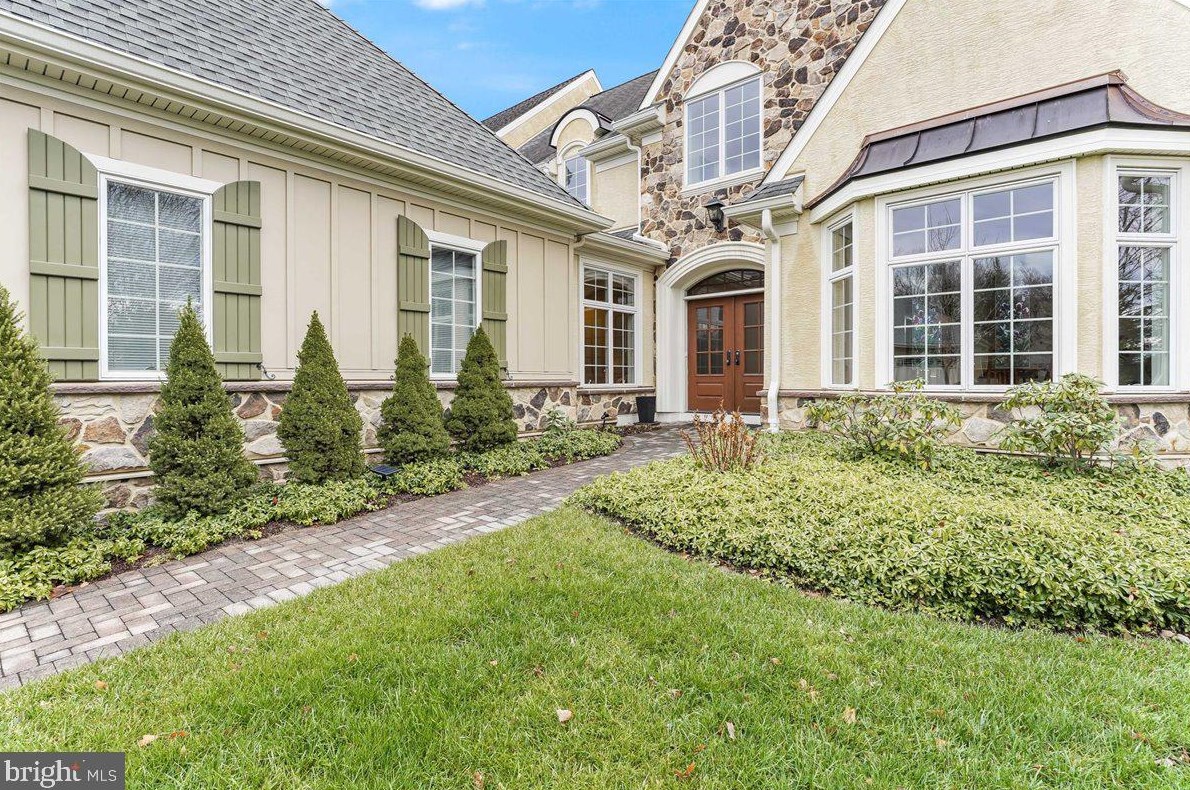 101 Green Ln, Haverford, PA 19041