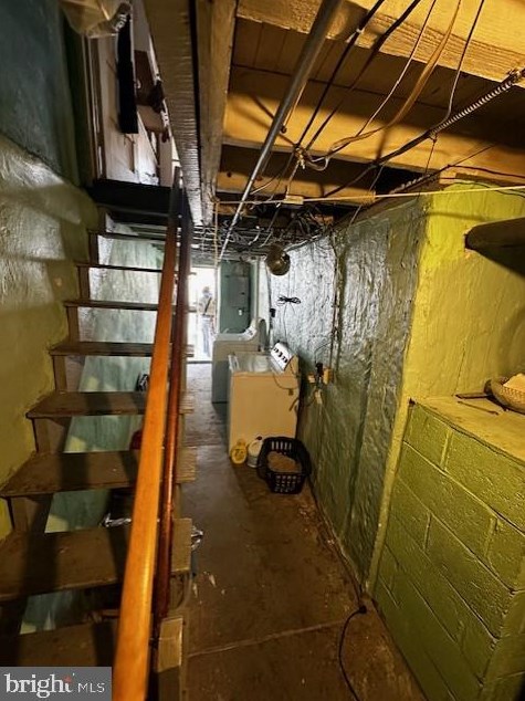 208 Wright Ave, Darby PA  19023-2327 exterior