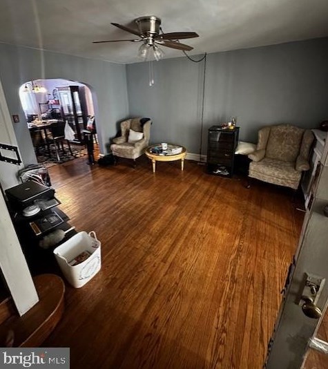 208 Wright Ave, Darby PA  19023-2327 exterior