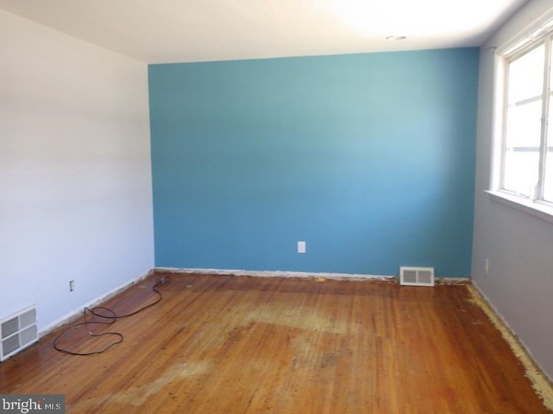 1006 12th Ave, Prospect Park PA  19076-2021 exterior