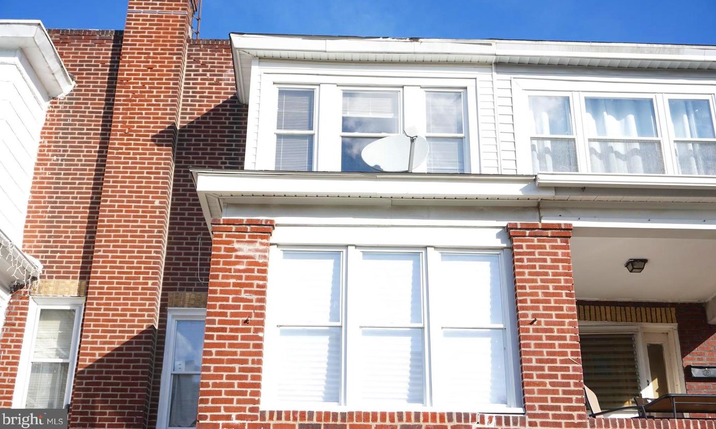 347 Avon Rd, Upper Darby, PA 19082-3809