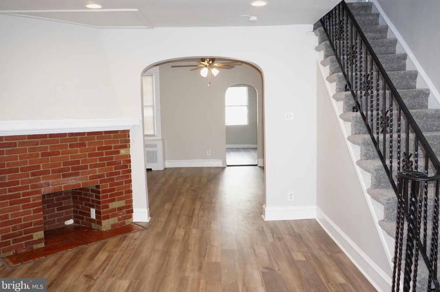 347 Avon Rd, Upper Darby PA  19082-3809 exterior