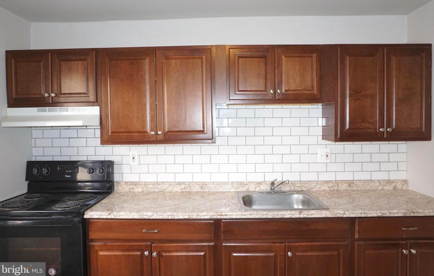 347 Avon Rd, Upper Darby PA  19082-3809 exterior