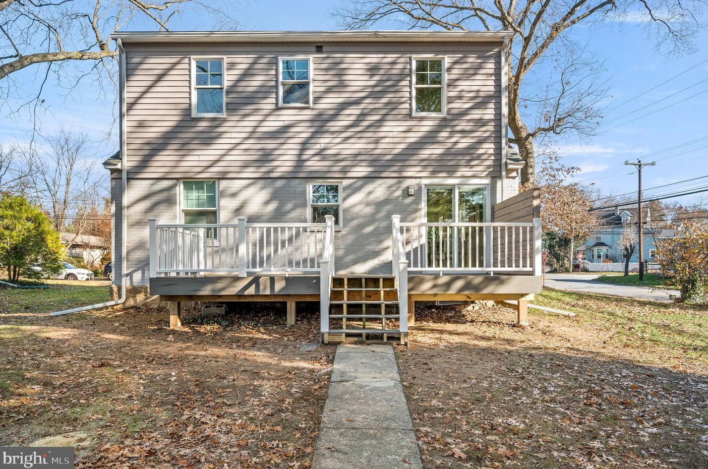 424 Haverford Pl, Swarthmore PA  19081-2011 exterior