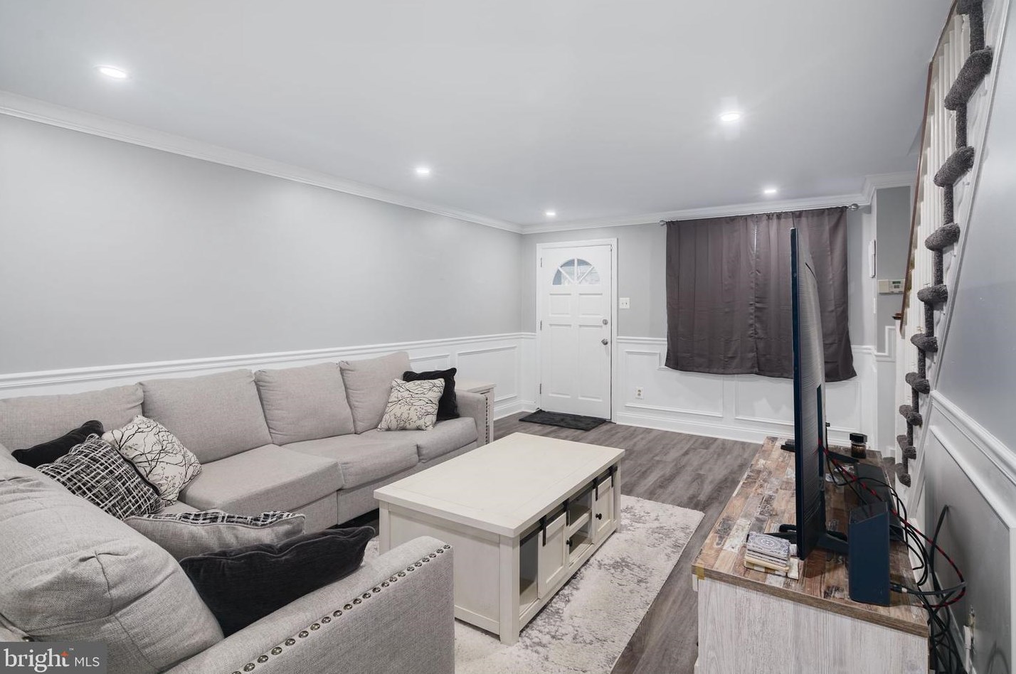 220 Academy Ave, Manor PA  19036-1713 exterior