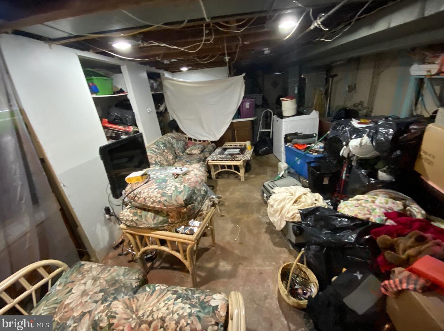 1301 Kerlin St, Chester PA 19013-3924 exterior