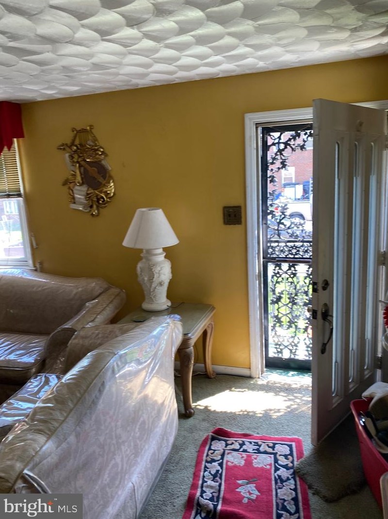 1301 Kerlin St, Chester PA 19013-3924 exterior