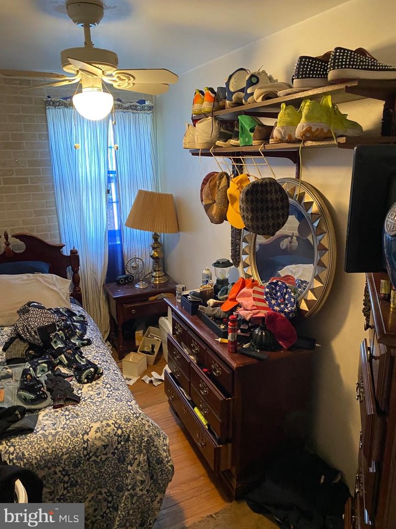 1301 Kerlin St, Chester PA 19013-3924 exterior