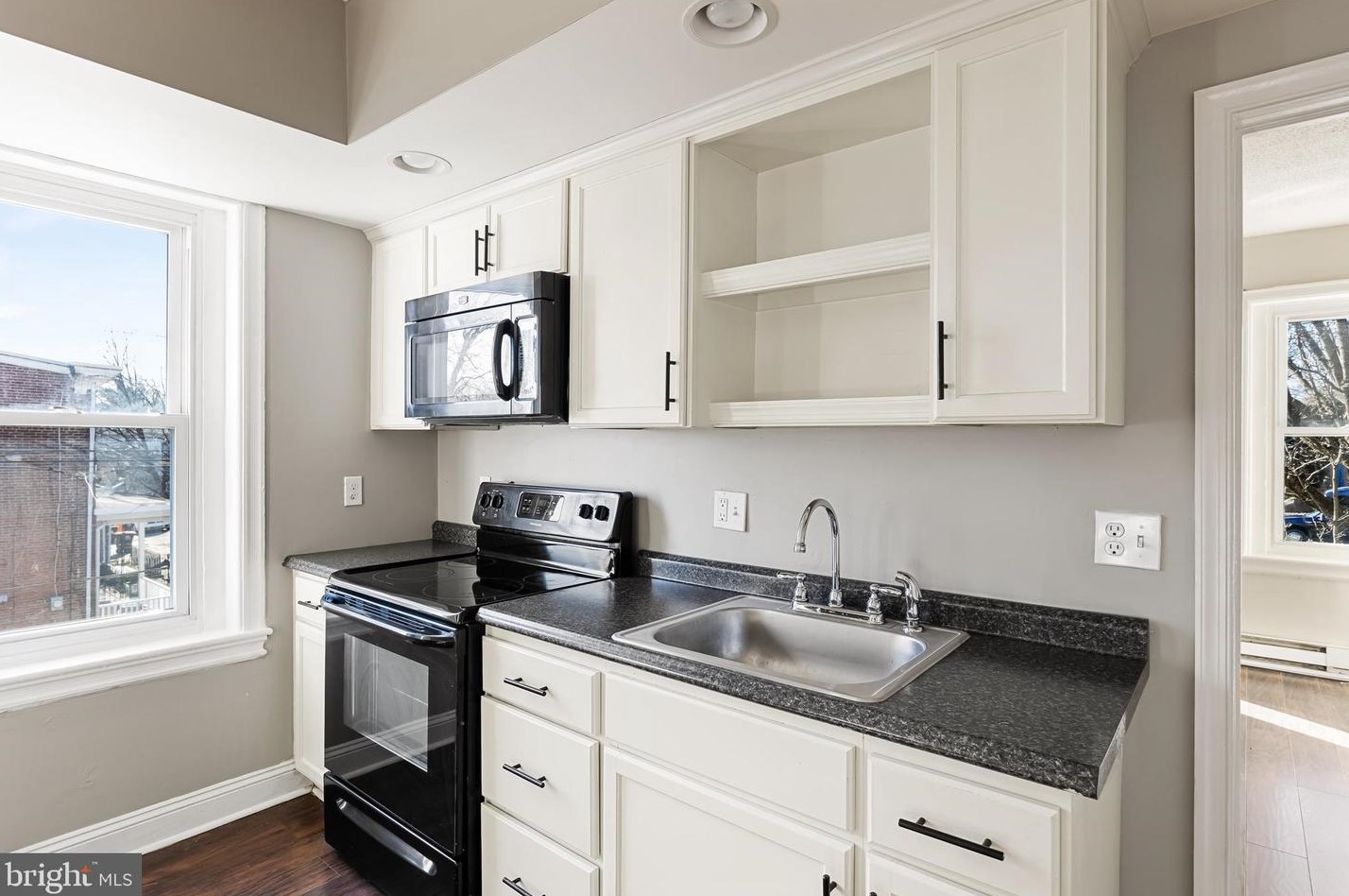 1123 Potter St, Chester PA  19013-6126 exterior