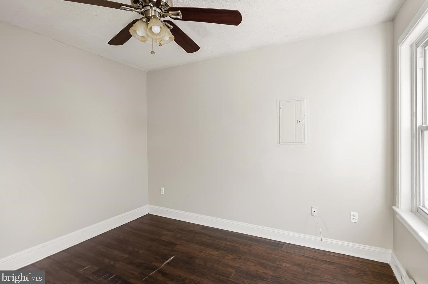 1123 Potter St, Chester PA  19013-6126 exterior