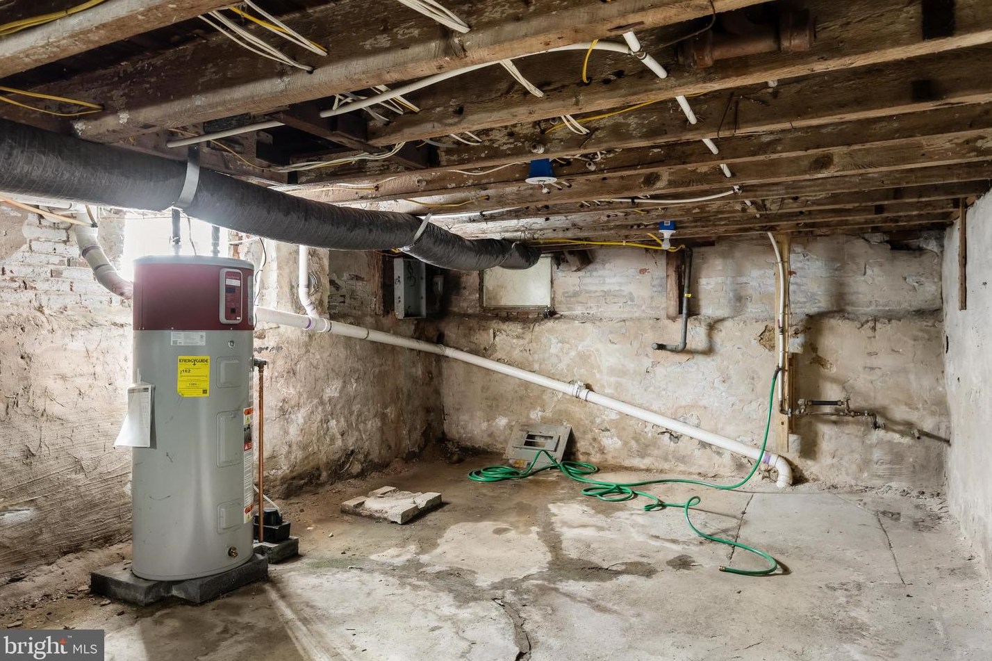 1123 Potter St, Chester PA  19013-6126 exterior