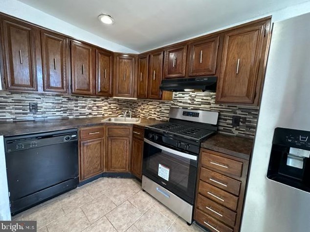 420 Pine St, Manor PA  19036-1010 exterior