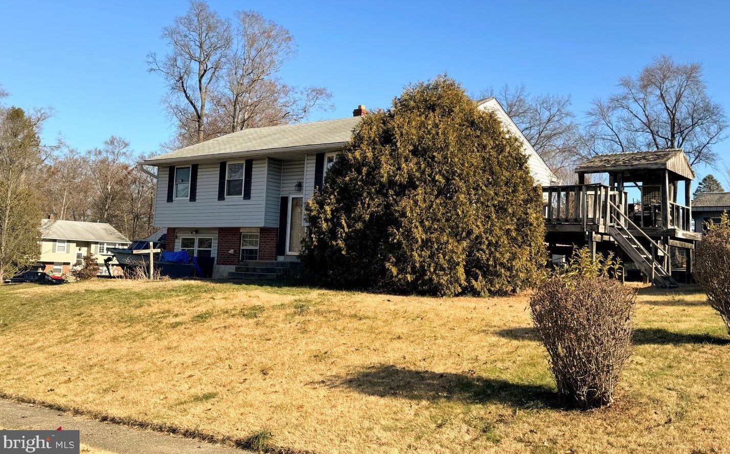 3163 Surrey Ln, Chester, PA 19014