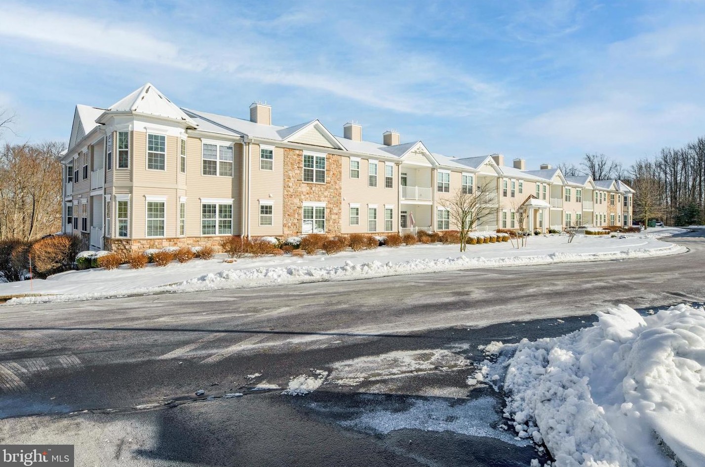 3202 Poplar St, Boothwyn, PA 19060-6706