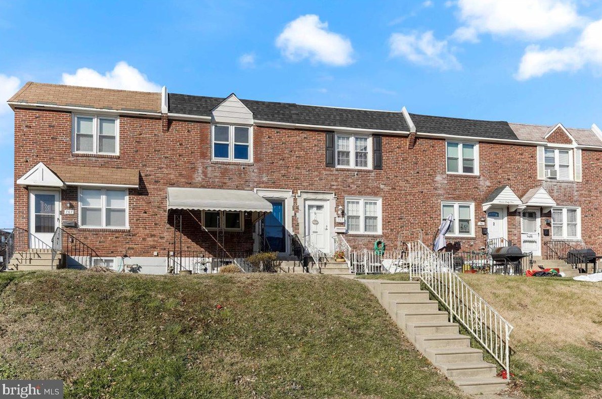 765 Rively Ave, Manor, PA 19036