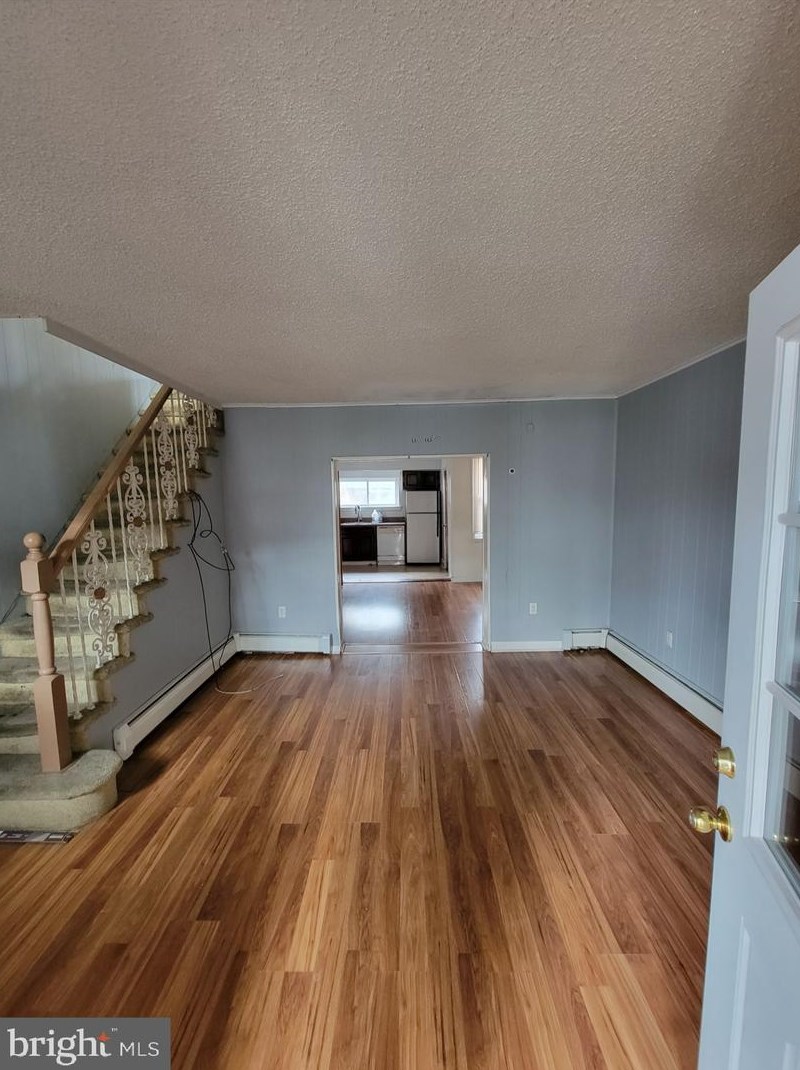 321 Greenway Ave, Darby PA  19023-2618 exterior