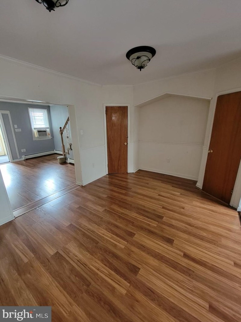 321 Greenway Ave, Darby PA  19023-2618 exterior