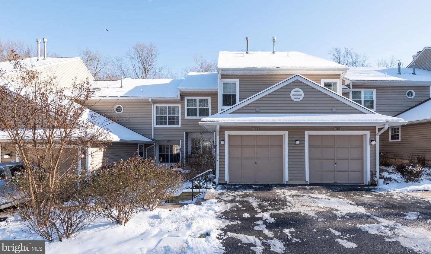 204 Nottingham Ct, Glen Mills, PA 19342