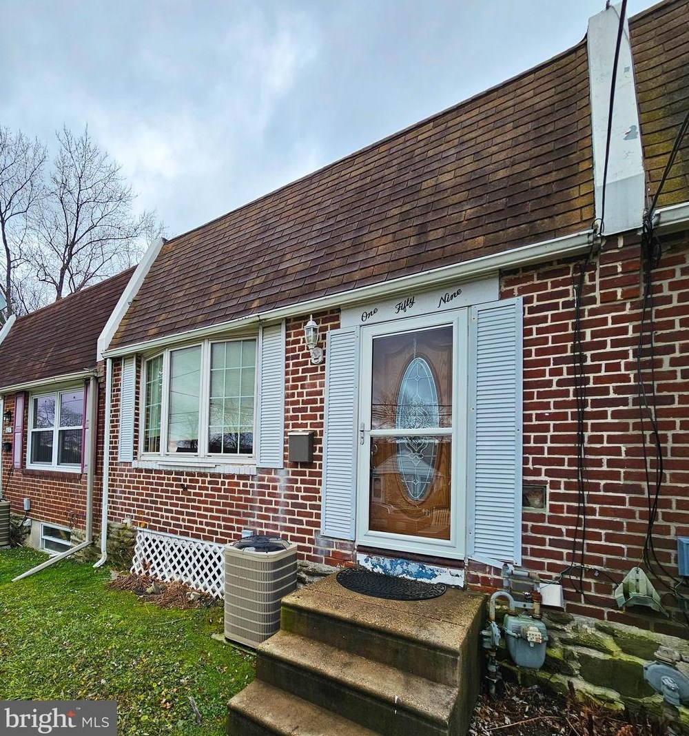 159 Chadwick Ave, Boothwyn, PA 19061