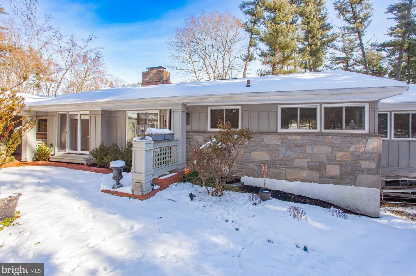 220 Foxcatcher Ln, Media, PA 19063-1106
