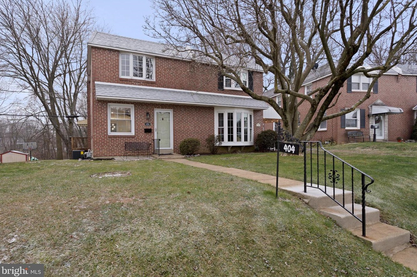 404 Lakeview Dr, Ridley Park, PA 19078