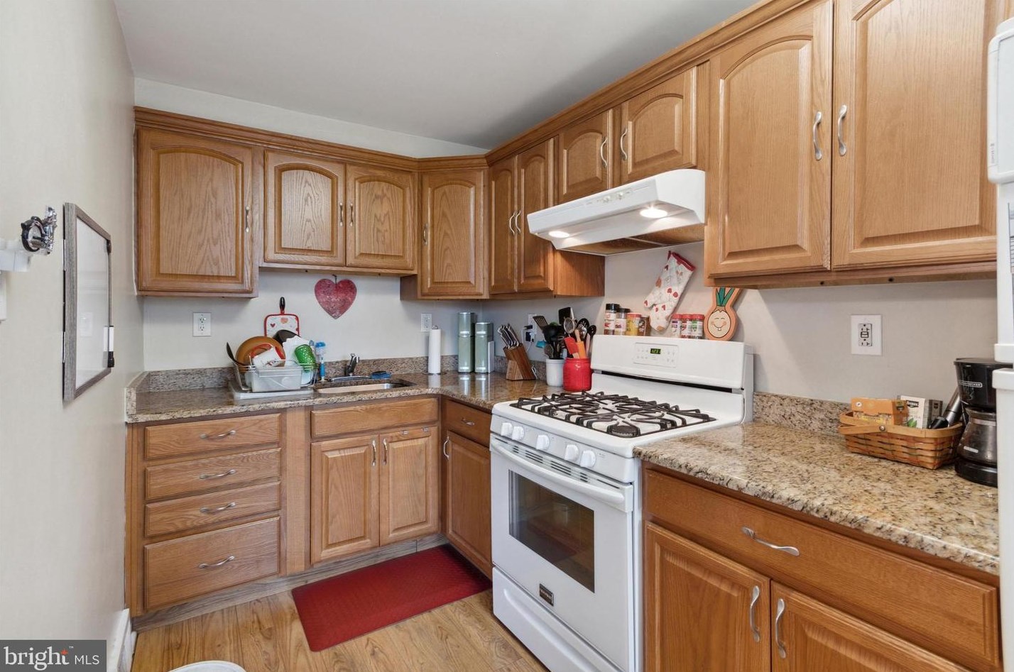 808 Ashland Ave, Manor PA  19036-1625 exterior