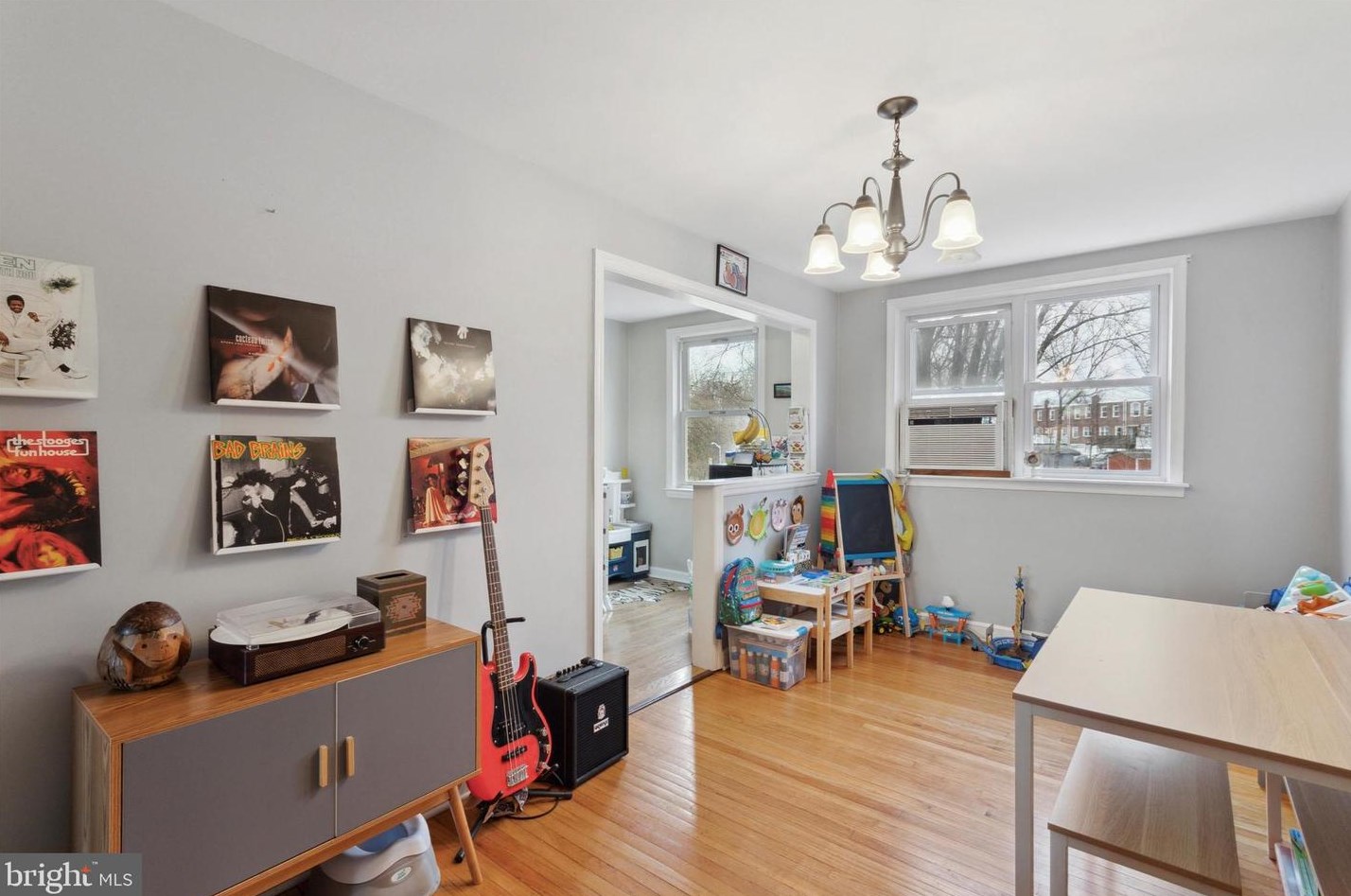 808 Ashland Ave, Manor PA  19036-1625 exterior