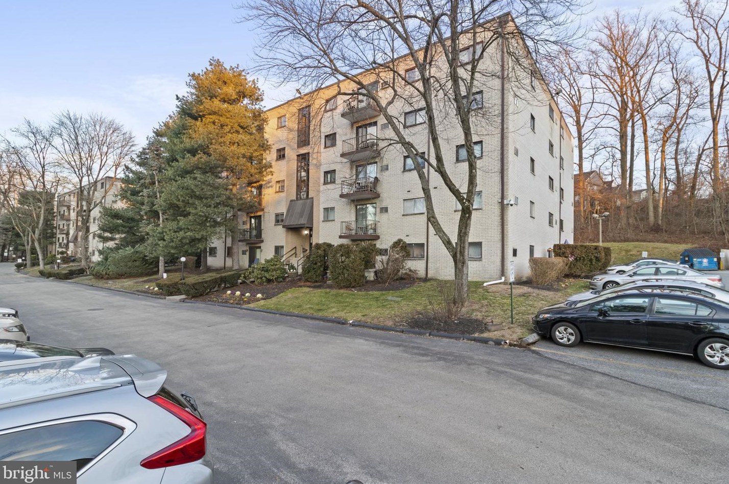 400 Glendale Rd #g35, Pittsburgh, PA 19083