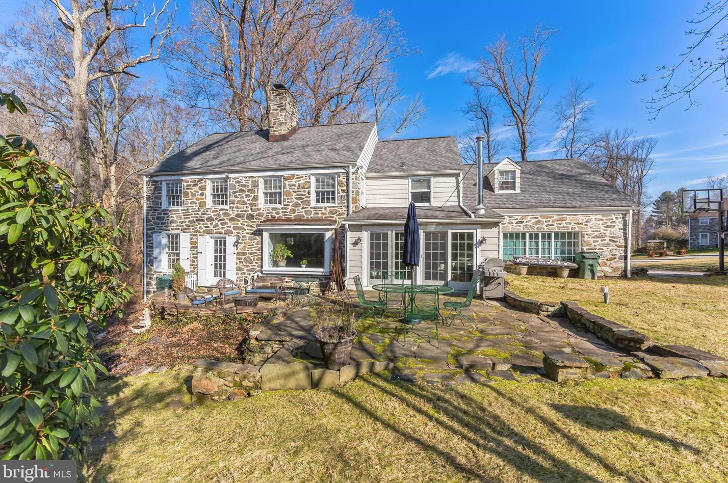 15 Brookside Rd, Media, PA 19086