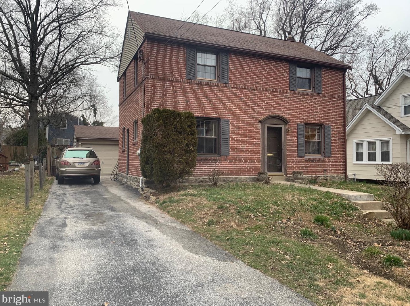 116 Maplewood Ave, Upper Darby, PA 19082-1024