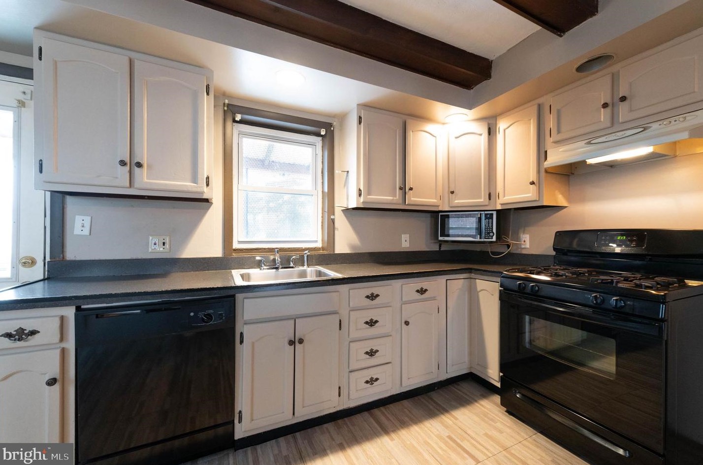 204 2nd St, Darby PA  19023-2623 exterior