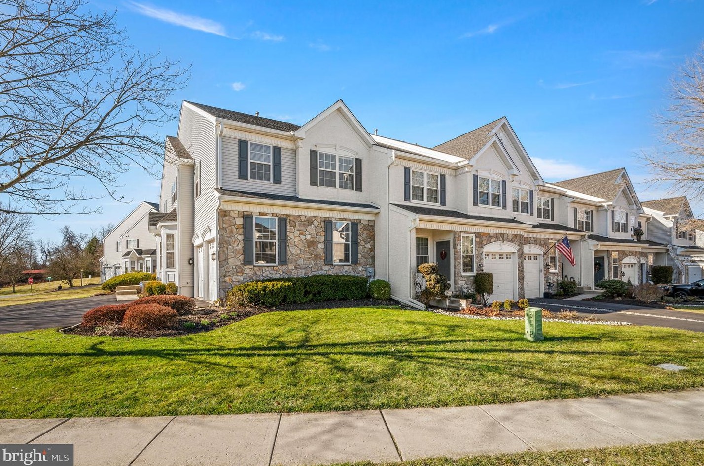 133 Portsmouth Cir, Glen Mills, PA 19342