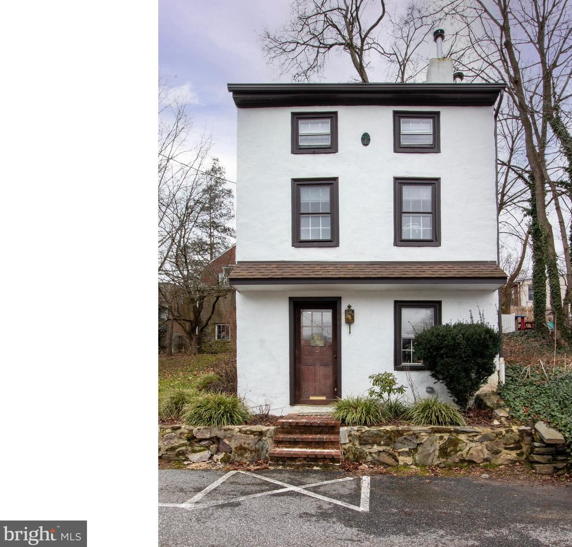 346 Amber St, Media, PA 19063-2305