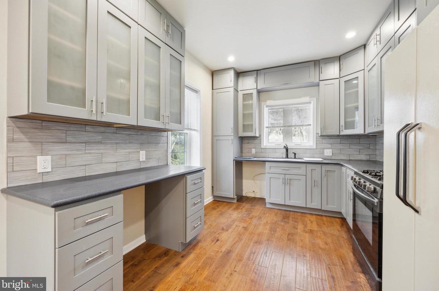 322 Lawnton Terrace, Holmes, PA 19043