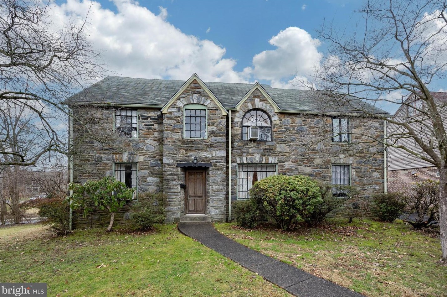 1030 Blythe Ave, Oakview, PA 19026
