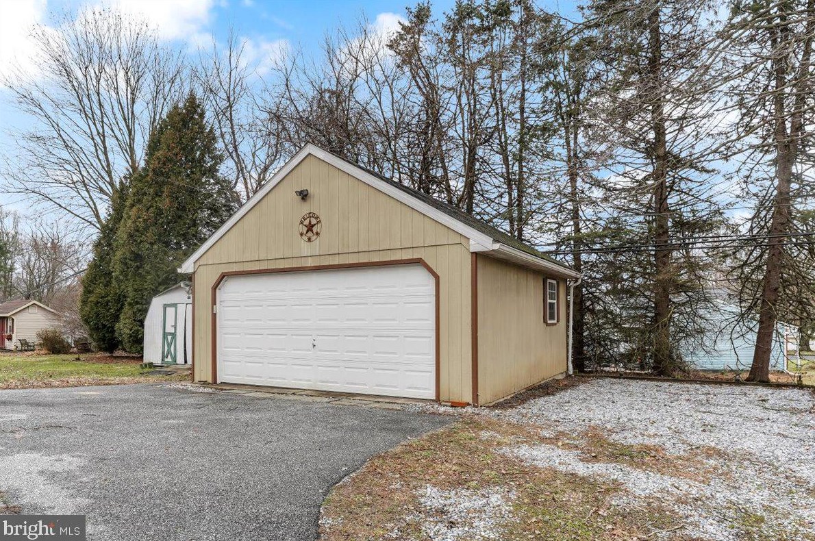 200 Tuscany Rd, Chester, PA 19014