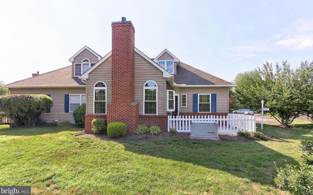 101 Homestead Ln, Chadds Ford, PA 19317