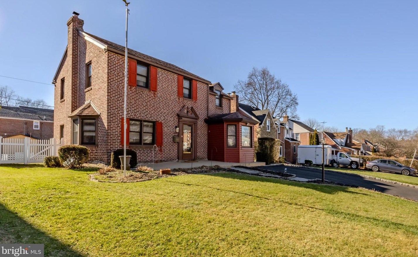 1525 Burmont Rd, Oakview, PA 19026