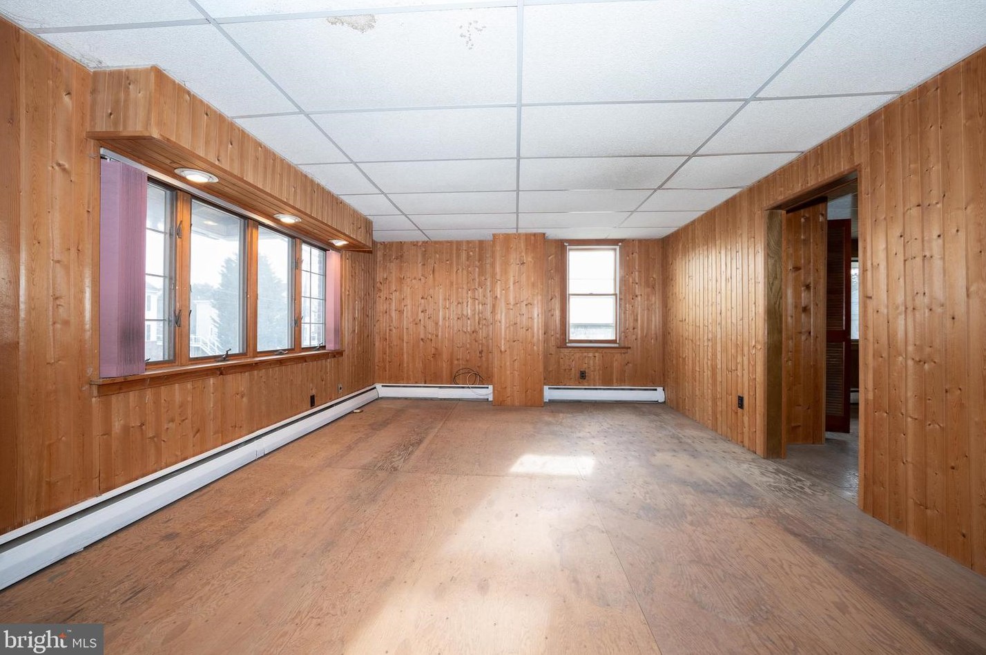 608 Wallingford Ave, Media, PA 19063-3914