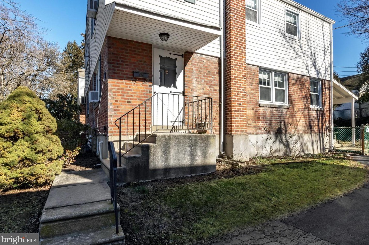 765 Hathaway Ln, Ardmore, PA 19003