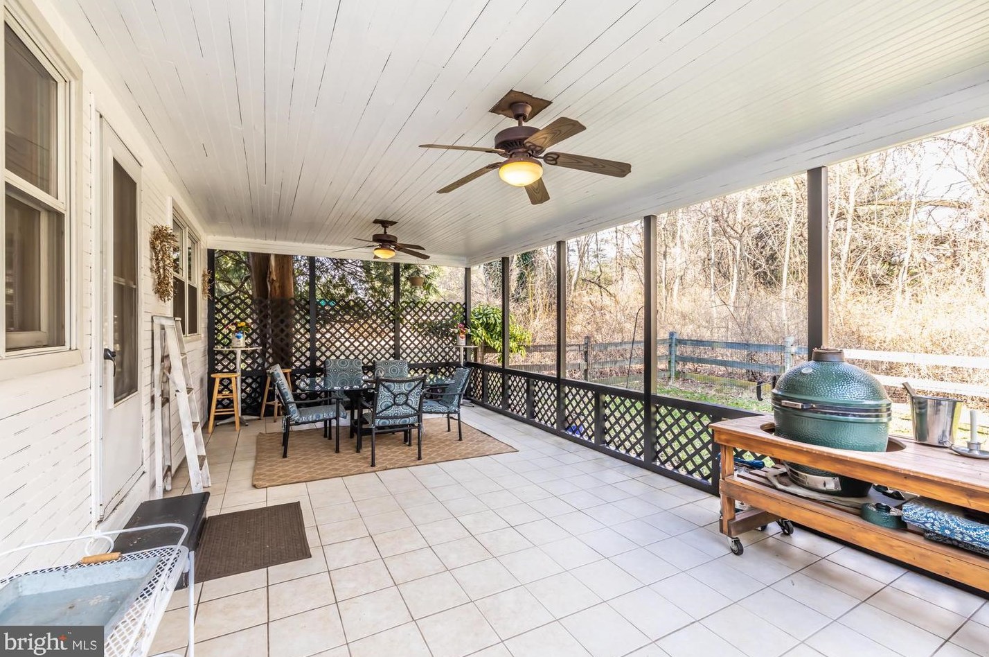 3 Denise Dr, Thornton PA  19373-1008 exterior