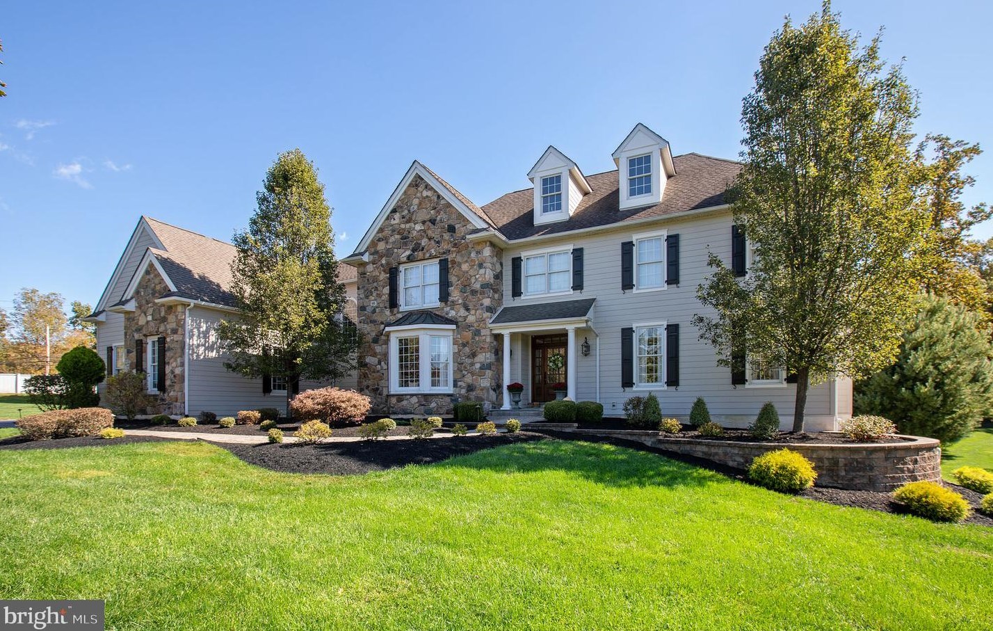 120 Spring Tree Dr, Newtown Square, PA 19073