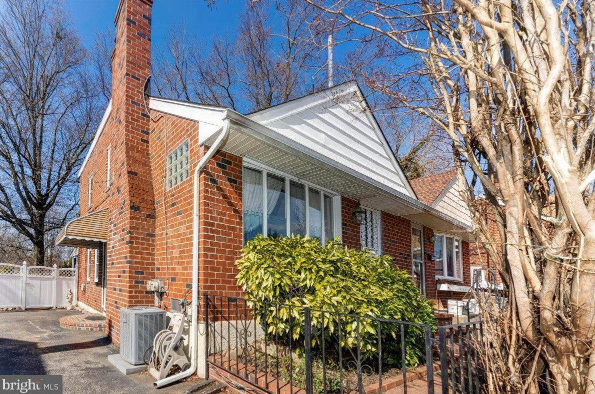 1093 West Cir, Ridley Park, PA 19078
