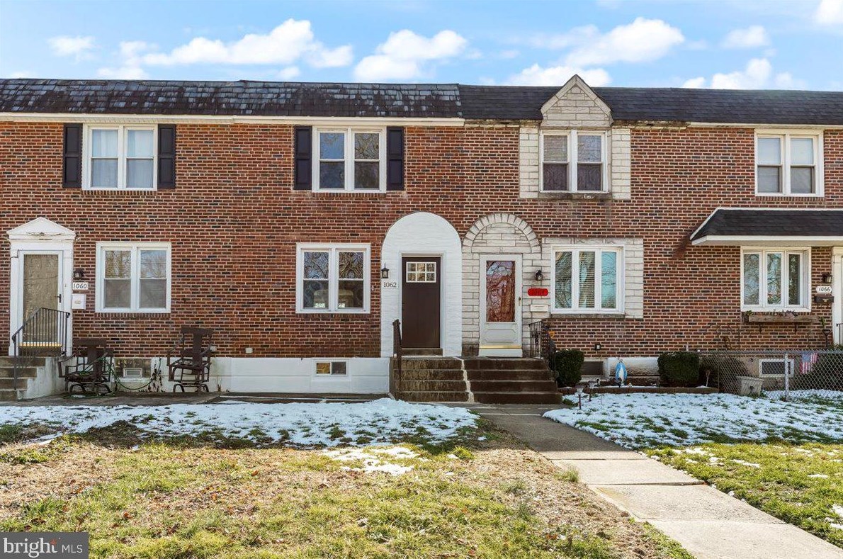 1062 Hopkins Ave, Manor, PA 19036