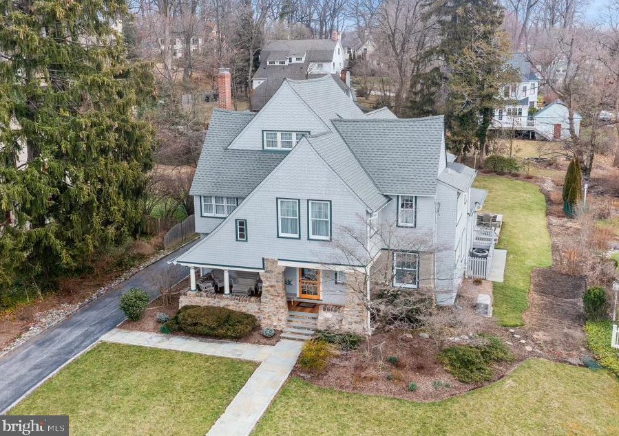 421 Woodland Ave, Wayne, PA 19087