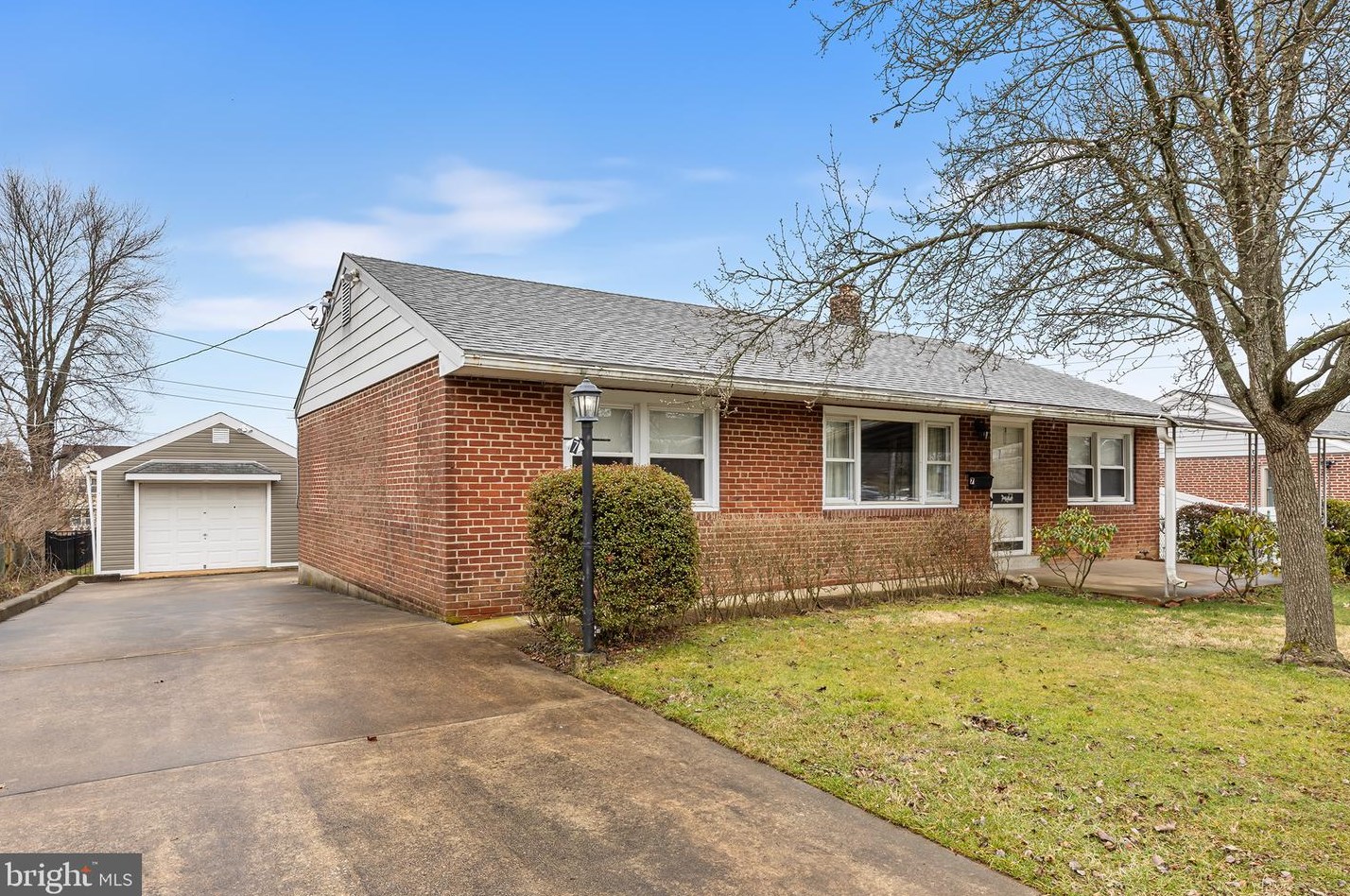 7 Raymond Rd, Marple Township, PA 19008