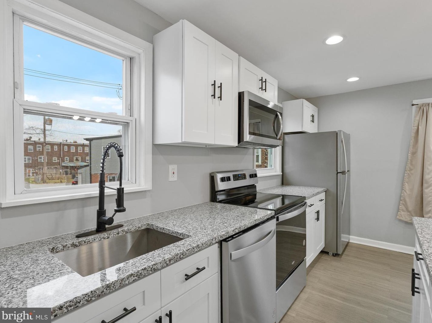 1006 Butler St, Chester PA  19013-3726 exterior